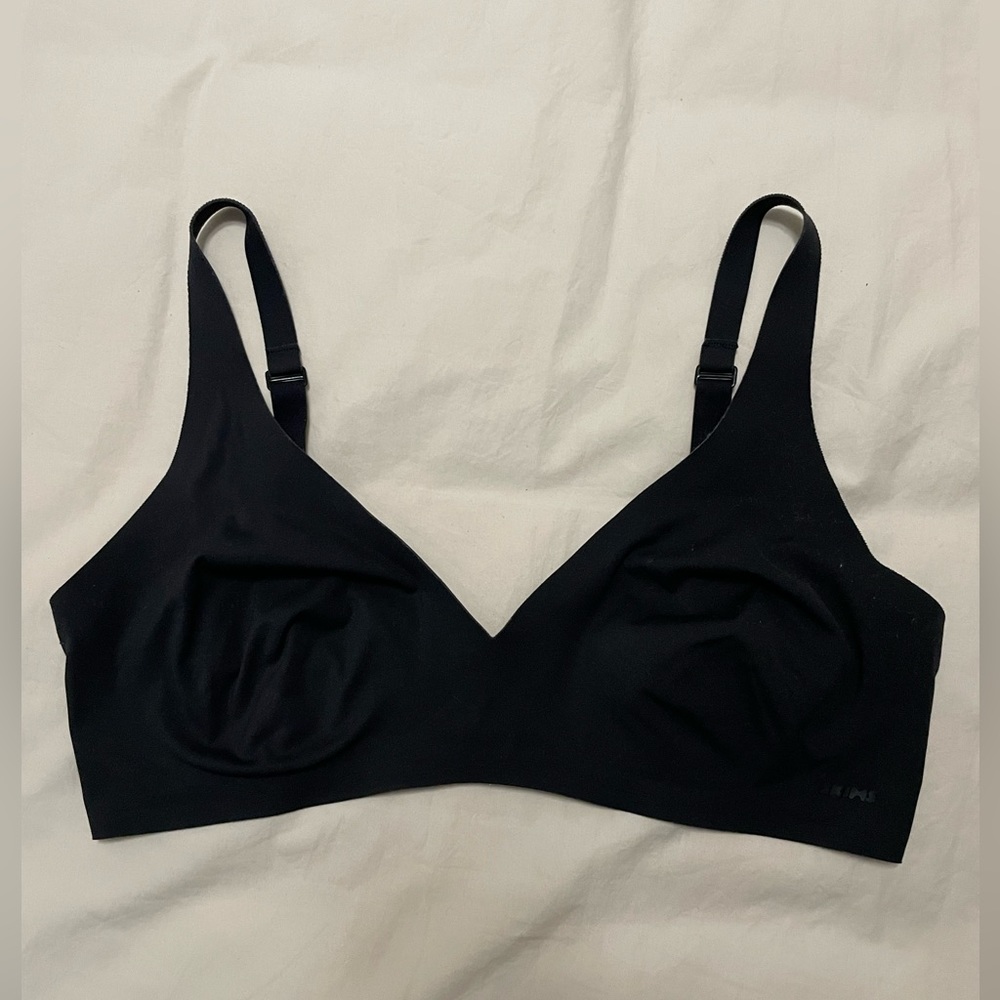 SKIMS Naked Plunge Bra black L